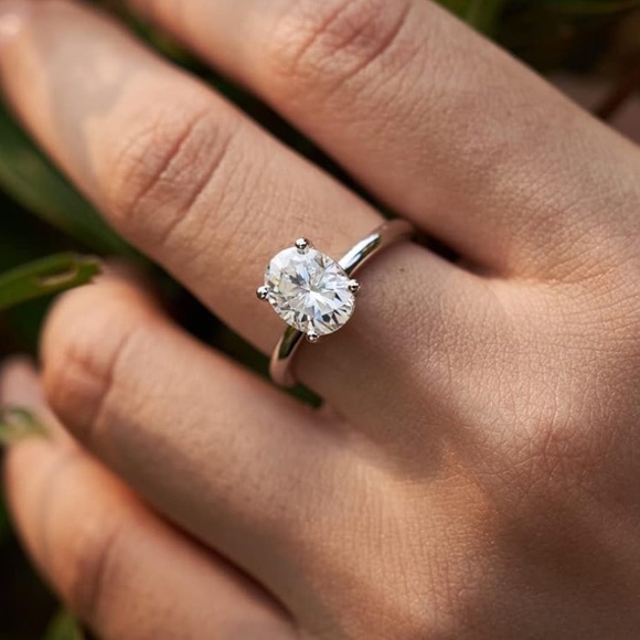 1.5 Carat Moissanite Diamond Ring